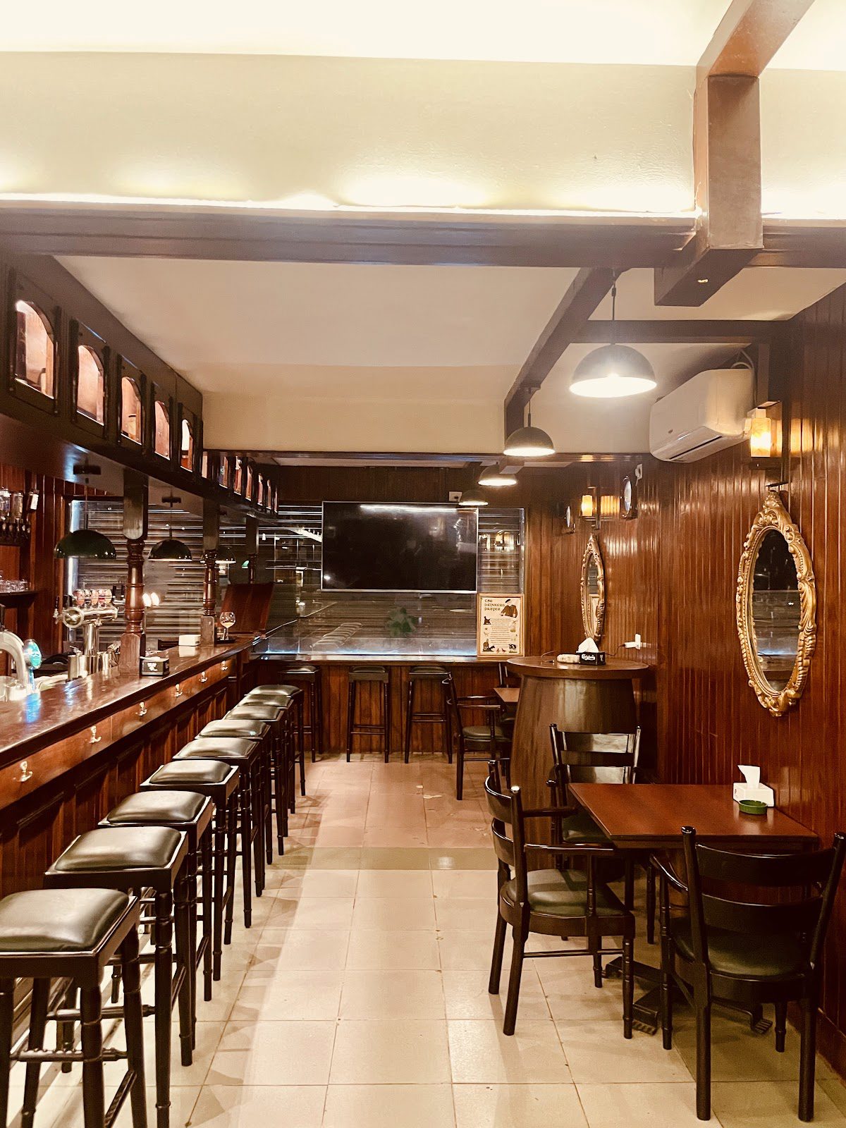 Irish Pub