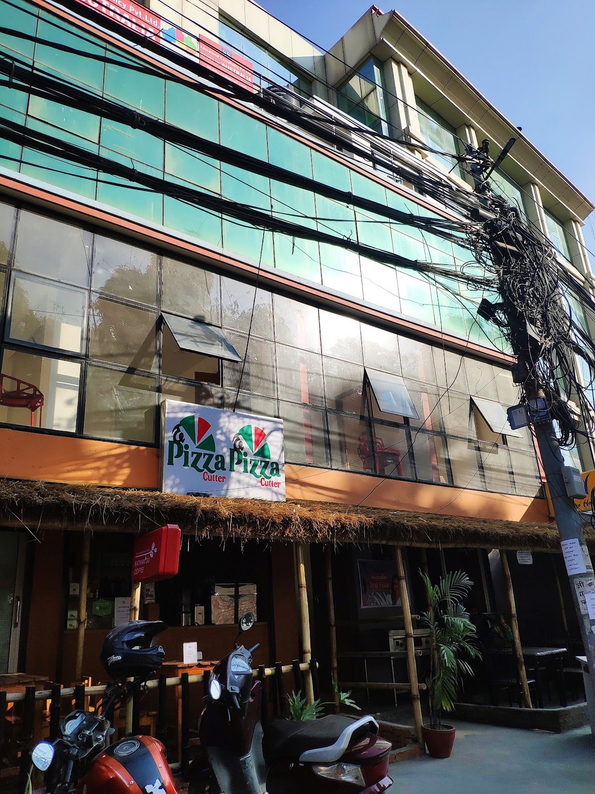 The Pizza Cutter, Nagpokhari Marg